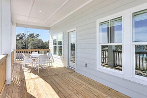 Casa Grande Sp131 5 Bedroom Home by RedAwning