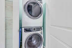 Casa Grande Sp131 5 Bedroom Home by RedAwning