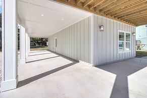 Casa Grande Sp131 5 Bedroom Home by RedAwning