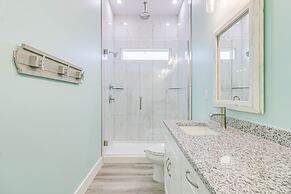 Casa Grande Sp131 5 Bedroom Home by RedAwning