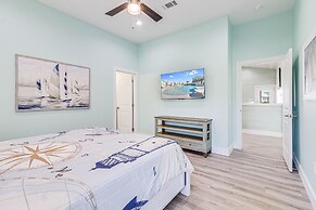 Casa Grande Sp131 5 Bedroom Home by RedAwning