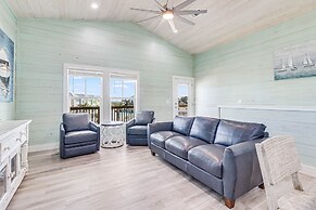 Casa Grande Sp131 5 Bedroom Home by RedAwning