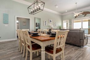 Grace Wins - 2335 Bienville 4 Bedroom Home by RedAwning