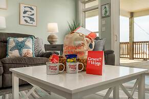 Grace Wins - 2335 Bienville 4 Bedroom Home by RedAwning