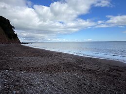 Stunning 1-bed Luxury Lodge on Teign River