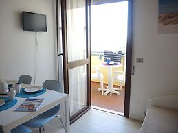 Modern Flat for 4 Guests sea View - Beahost