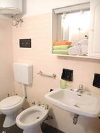 Modern Flat for 4 Guests sea View - Beahost