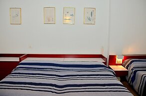 Beachfront Two-room Apartment for 4 Guests