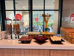 Cam Ranh Beach Resort near The Airport