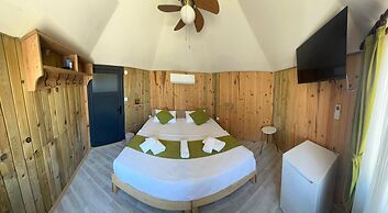 Laz Koyu Yoruk Evleri