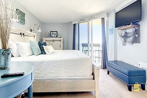 Oceania Beach Club Beachfront Condos