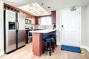 Oceania Beach Club Beachfront Condos