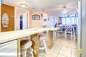 Oceania Beach Club Beachfront Condos