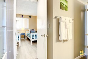 Oceania Beach Club Beachfront Condos