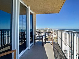 Oceania Beach Club Beachfront Condos