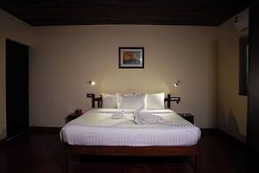 Forest Escapes Koyna