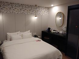 Grant Bay Hotel Gimhae