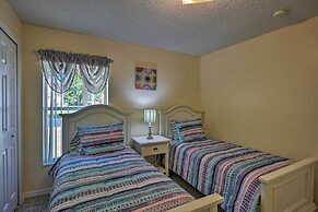 Cozy Nook Villa w/ Pool: 10 Mi to Park Entrance!