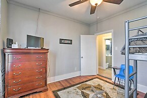 Convenient Apt w/ Golf Carts & Grill Access!
