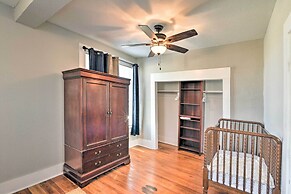 Convenient Apt w/ Golf Carts & Grill Access!