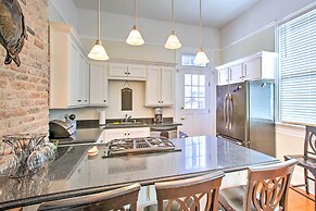 Historic Townhome - 2 Mi to French Quarter!