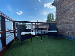 Luxurious London Studios