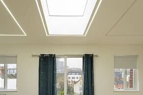 Luxurious London Studios
