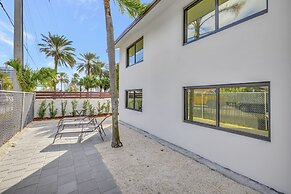 Lux Villa 3br 2ba Steps to Beach