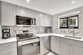 Lux Villa 3br 2ba Steps to Beach