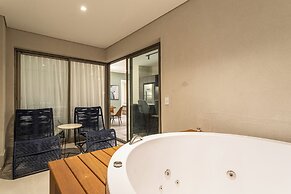 Iconyc House of Charlie