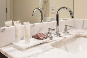 Iconyc House of Charlie