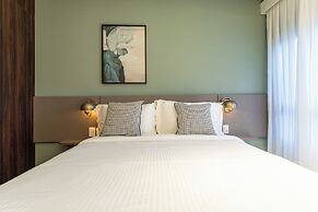 Iconyc House of Charlie