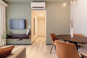 Iconyc House of Charlie