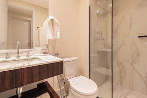 Iconyc House of Charlie