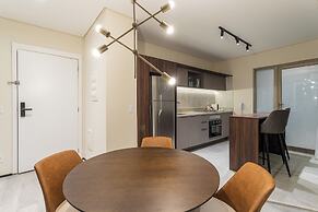 Iconyc House of Charlie