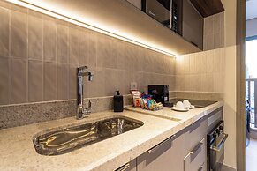 Iconyc House of Charlie