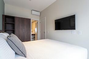 Iconyc House of Charlie