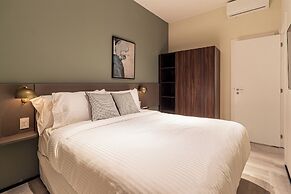 Iconyc House of Charlie