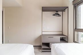 Iconyc House of Charlie