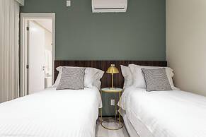 Iconyc House of Charlie