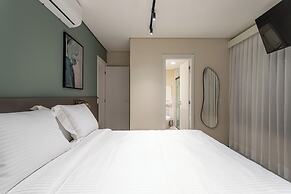 Iconyc House of Charlie