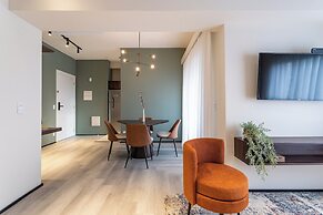 Iconyc House of Charlie