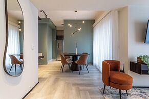 Iconyc House of Charlie