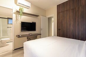 Iconyc House of Charlie