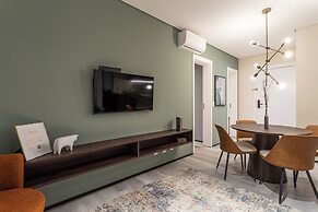 Iconyc House of Charlie