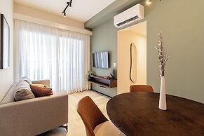 Iconyc House of Charlie