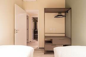 Iconyc House of Charlie