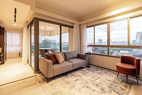 Iconyc House of Charlie