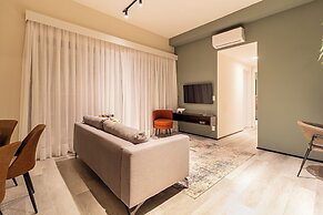 Iconyc House of Charlie