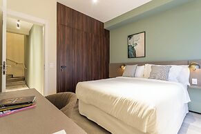 Iconyc House of Charlie